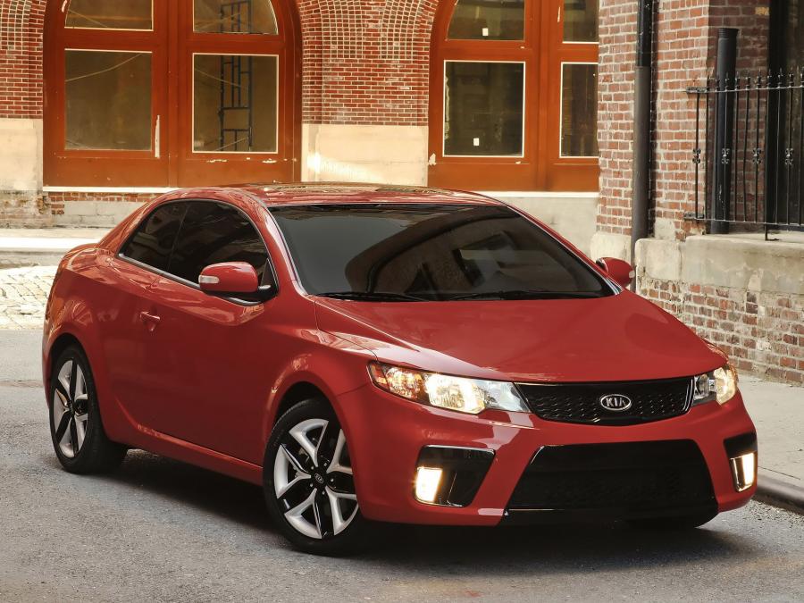  Kia Forte Koup 2009 года  (фото 47 из 169)